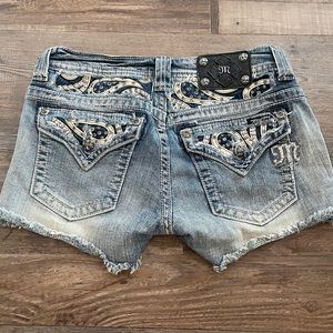 Miss Me jean shorts. Wonderful condition. Size 28